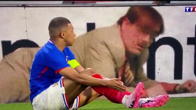 化身卓别林名场面姆巴